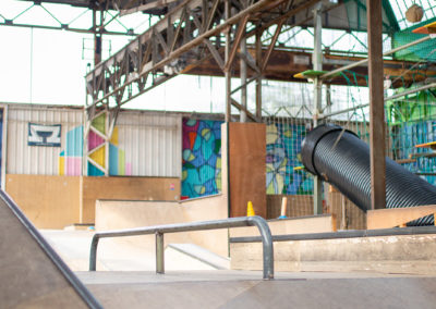 Skatepark Large Curb & Toit