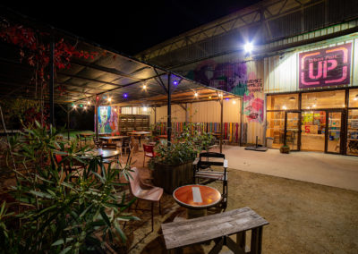 Le bistrot d'Urban Parc - Terrasse vue de nuit